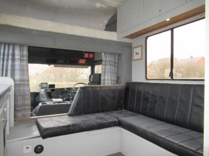 15-527-18 Ton Scania 310 Coach built by Moorhouse.. Stalled for 5/6.. Smart comfortable living.. sleeping for 4. Toilet and shower.. Recent respray... VERY SMART!
